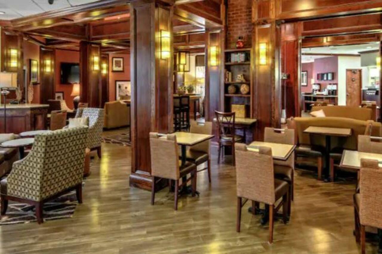 Hampton Inn & Suites Pigeon Forge On The Parkway Eksteriør billede